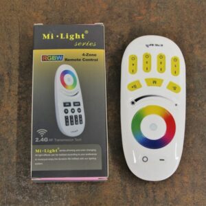 Ovladač pro RGB a RGBW LED pásky 4-zóny
